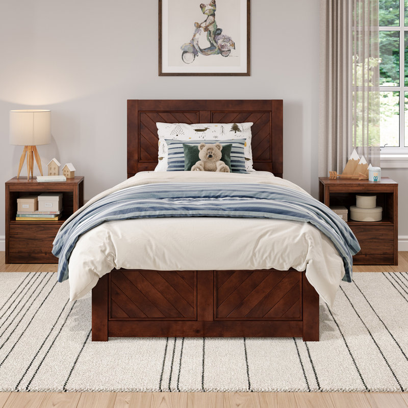  Lit plateforme en bois massif Jeinny avec pied de lit assorti, Noyer, Simple