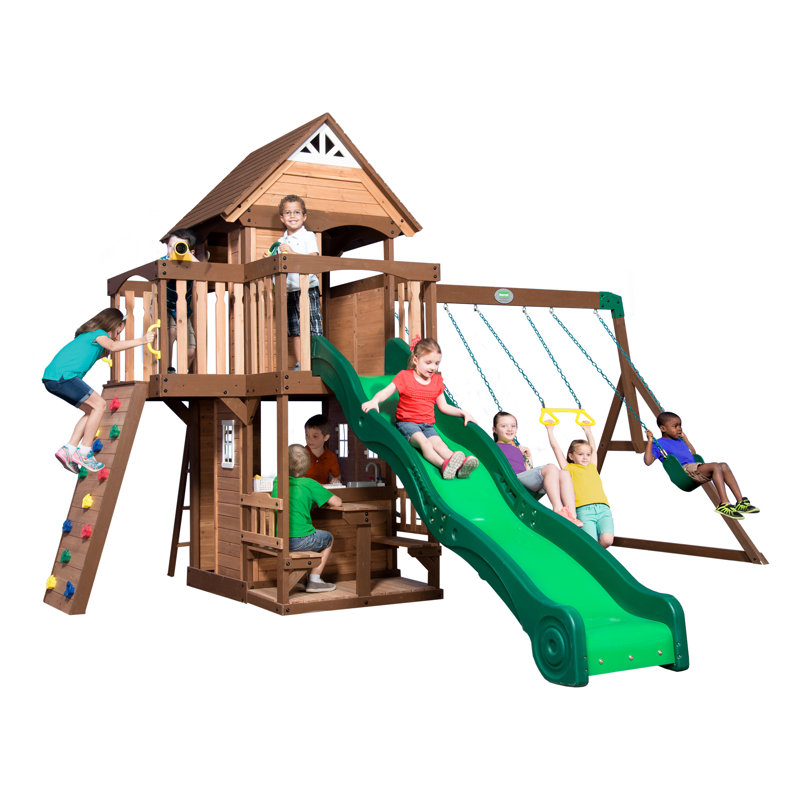 Ensemble de balançoire en bois de cèdre avec glissade à vagues, clubhouse, mur d'escalade et cuisine pour jouer Backyard Discovery Mount Triumph