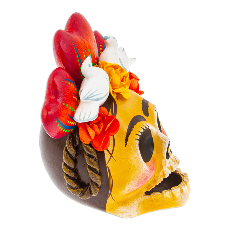 Sculpture Kue Frida