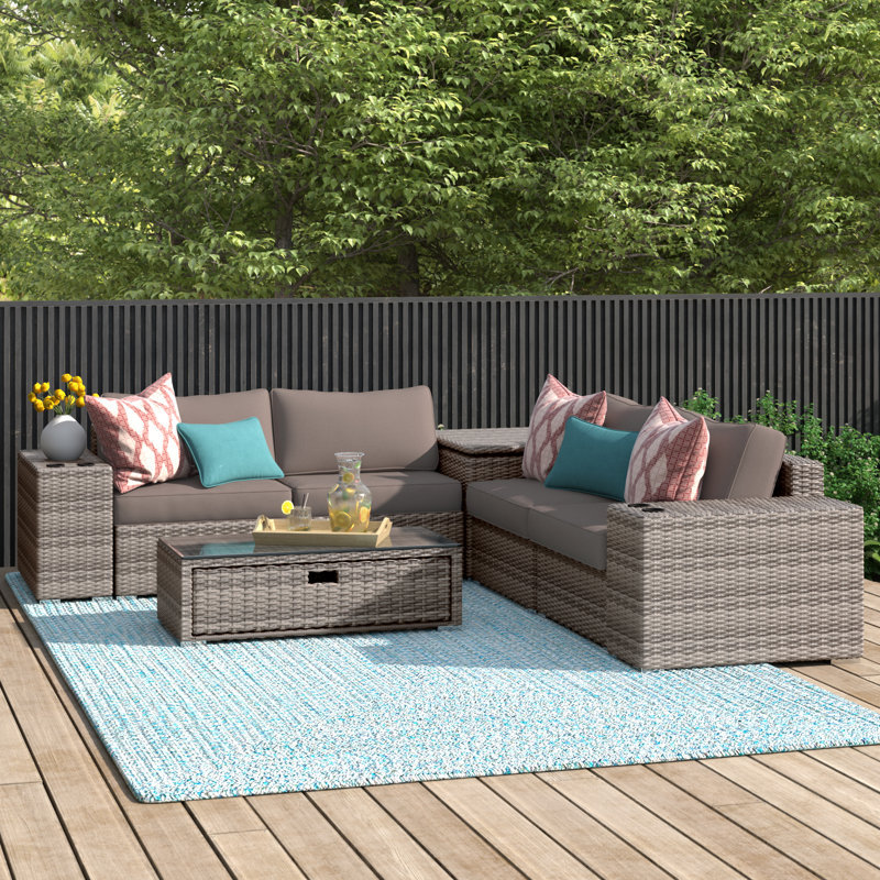 Ensemble de conversation pour 4 personnes avec coussins Sunbrella en osier Wenlock, Taupe