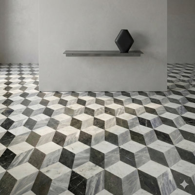 Carreaux de marbre hexagonaux jet d'eau dans un trio de blanc, gris et noir, fabriqués à partir de marbre naturel authentique avec une finition polie, conçus pour une installation au sol et au mur, 12 carreaux par boîte.