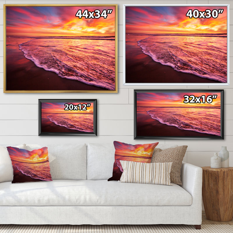 Coucher de soleil rose foncé et jaune au-dessus de l'océan - reproduction sur toile, H 16 po x l 32 po