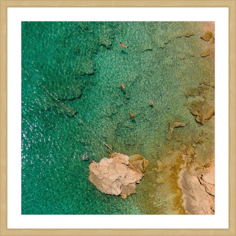 « green vagues » par karolis janulis, reproduction d’art encadrée, H 32 po x l 32 po x P 1,5 po