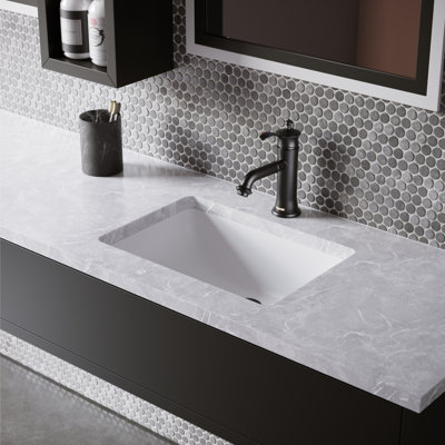 Single-Hole Single-handle Bathroom Faucet with Drain Assembly