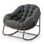 Fauteuil à bascule moderne et moderne en métal enveloppé d'un œuf en rotin-247155527