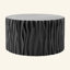 Table basse ronde MGO, table d'appoint cylindrique texturée ondulée, pré-assemblée sans KD, capacité de poids de 66 lb, table d'appoint multi-usage intérieure et extérieure pour le jardin du salon-469463671