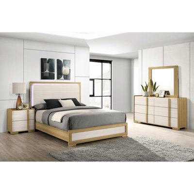 Chambre à coucher côtière 4 pièces avec lit queen, éclairage intégré, cadre de lit en bois d'hévéa naturel, table de chevet, commode et miroir de style LED.