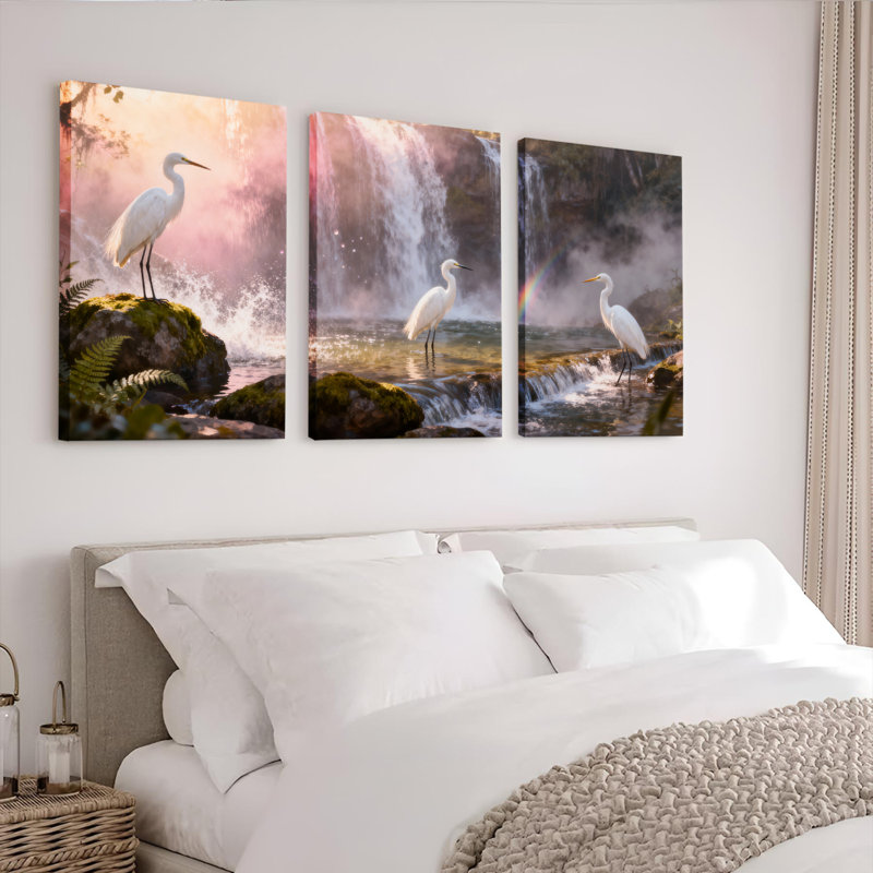 Ensemble de 3 tableaux sur toile représentant un paysage de cascade, H 18 po x l 36 po