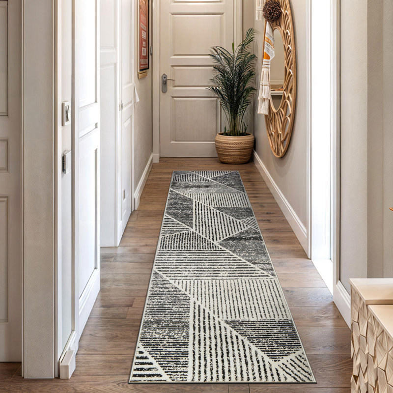 Tapis contemporain délavé à motif géométrique, Tapis de couloir 2 pi 2 po x 12 pi