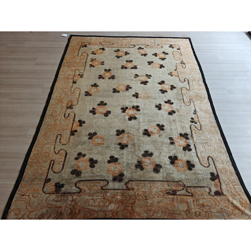 Warm Cream Color Antique Floral Pattern Mongolian Wool Pile Area Rug