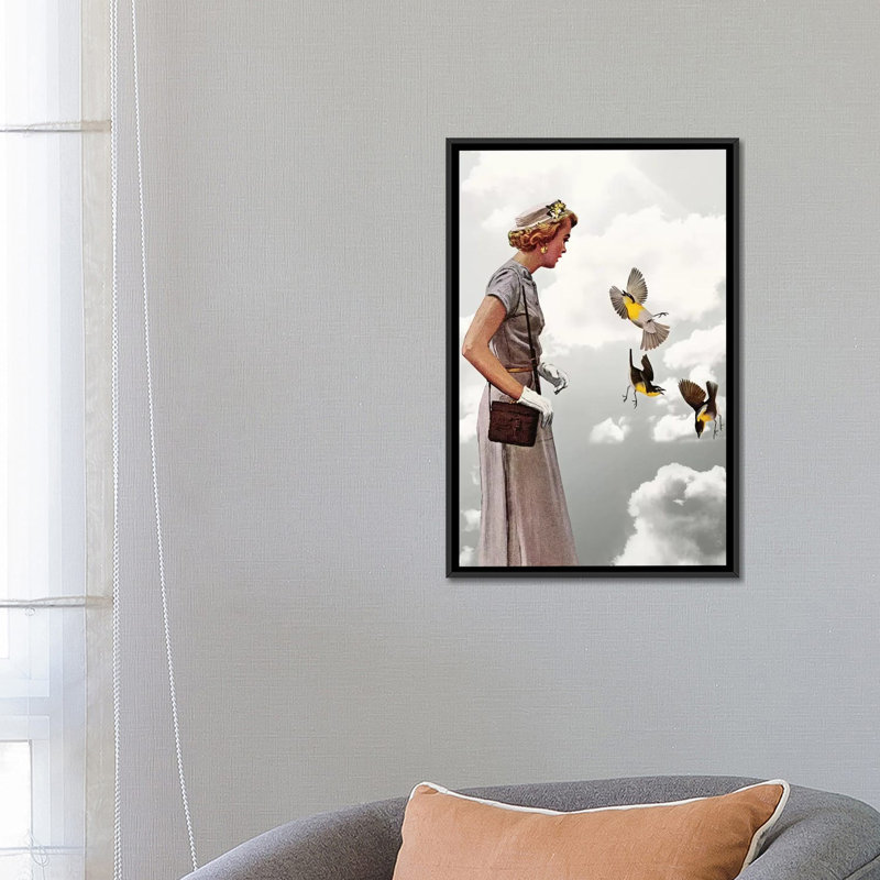 «Lady in Gray», impression sur toile, Toile avec cadre noir, H 48 po x l 32 po x P 1,5 po, Pas de tapis