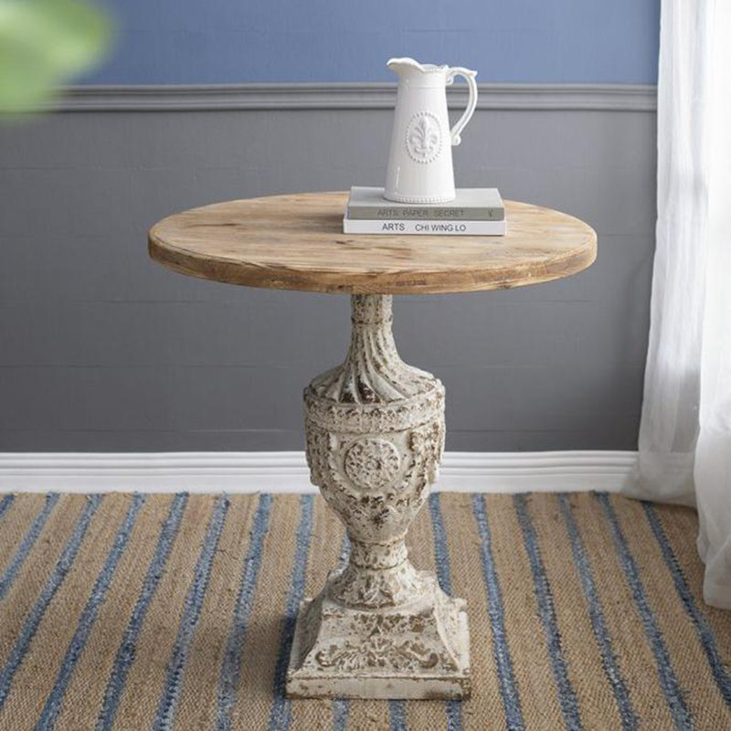 Table ronde en bois antique 30 po x 31 po