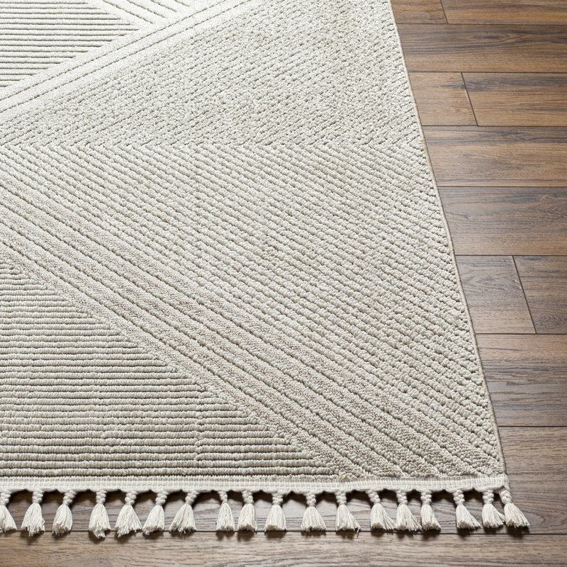 Gearhart Geometric Machine Woven Polyester Area Rug in Gray/Ivory, Runner 2'7" x 7'3"