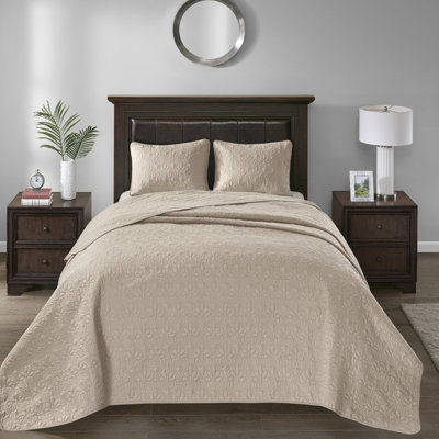 48f-f3cf-feff7 Comforter