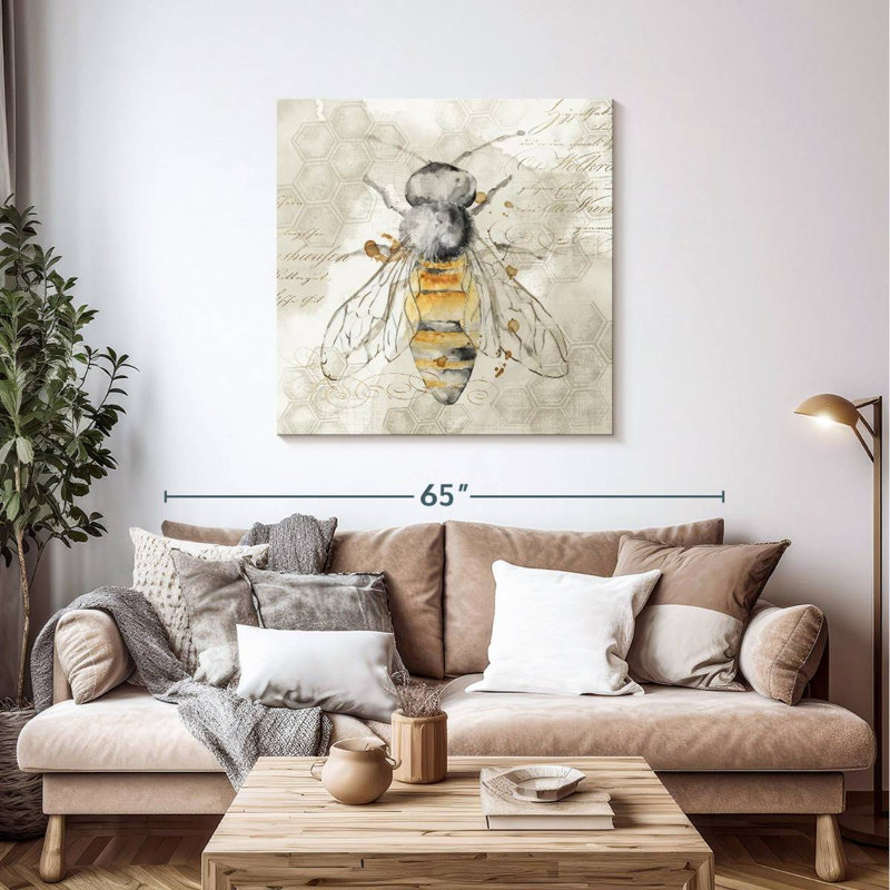 Brampt Queen Bee I, 39" H x 39" W