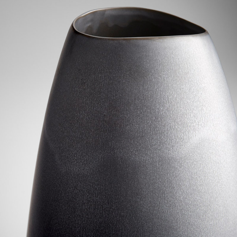 Sharp Ceramic / Porcelain Table Vase, 19.5" H x 10.75" W x 10.75" D