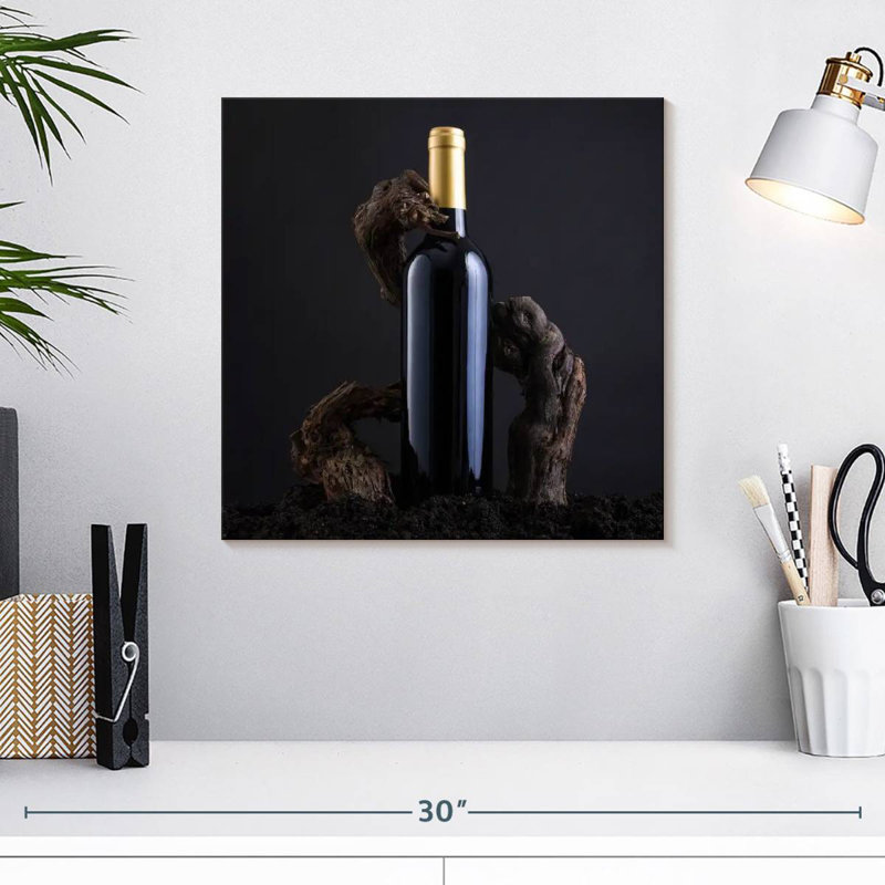 Vin terreux Yarlin, H 16 po x l 16 po