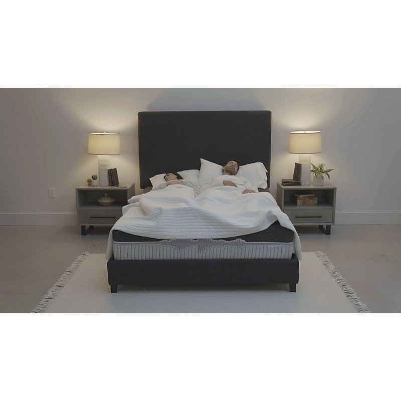 Queen Black and White Gel Memory Foam Adjustable Bed