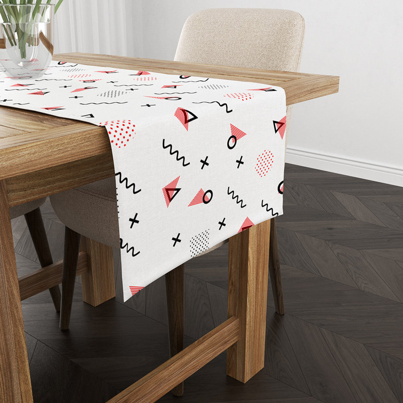 Plympt Table Runner