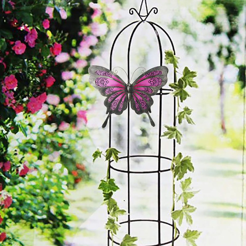 Wall Decor on Metal