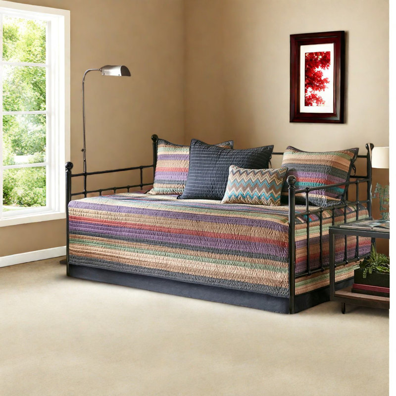 Reversible Bedding Sets, Polyester Twin Daybed, Rustic Home Guest Room