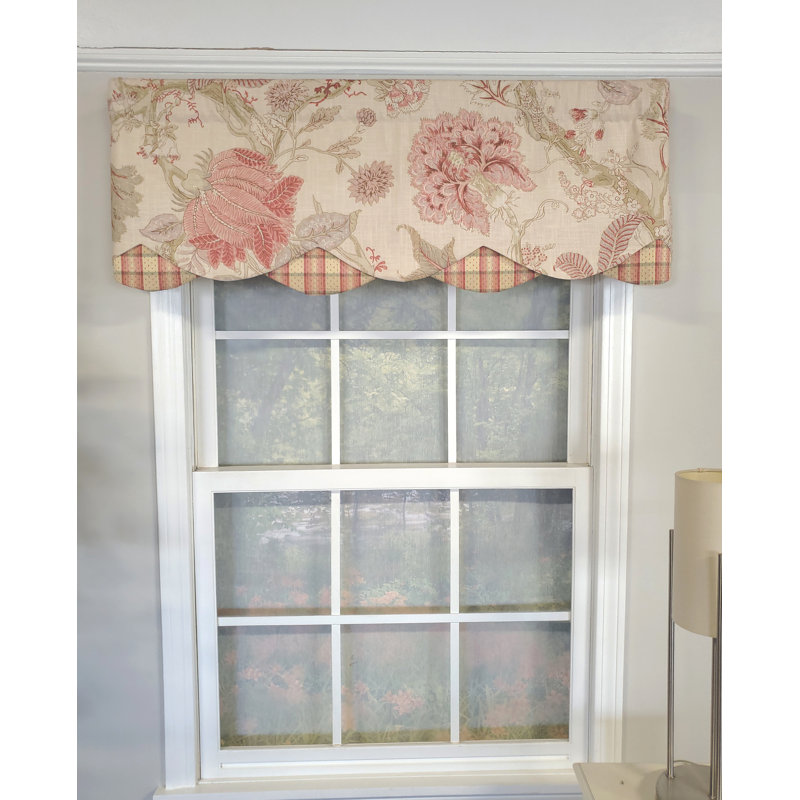 Vanetia Petticoat Valance