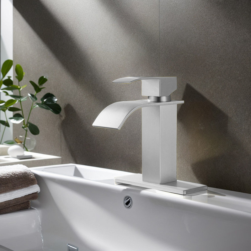 Single-handle Bathroom Faucet, Brushed Nickel