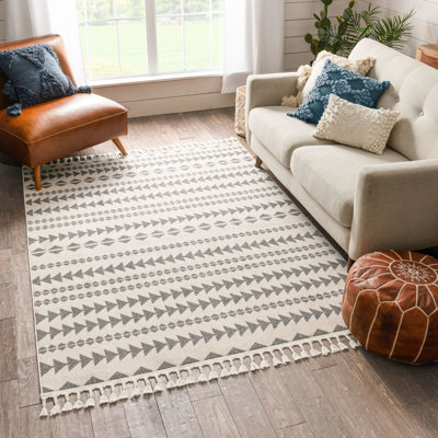 Loop-De-Loop Moroccan Synthetic Area Rug