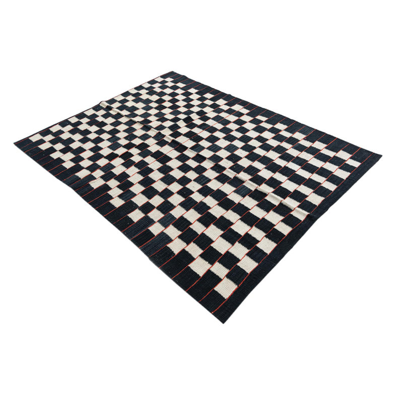 Ohlson Black Rug