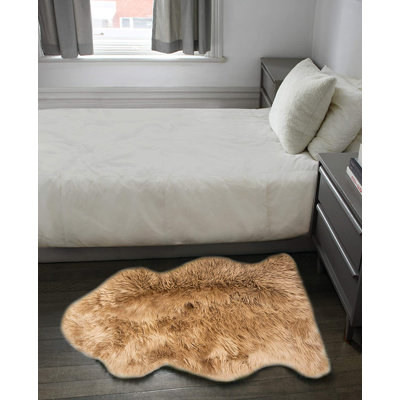 Tammo Sheepskin Indoor Rug