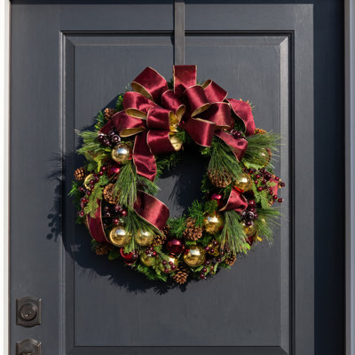 Under The Mistletoe 26 " Handmade Wreath