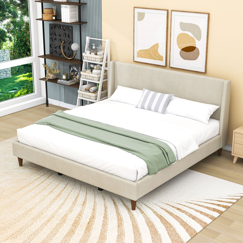 Lit plateforme tapissier avec tête de lit à oreilles et pieds centraux, Très grand lit, Beige