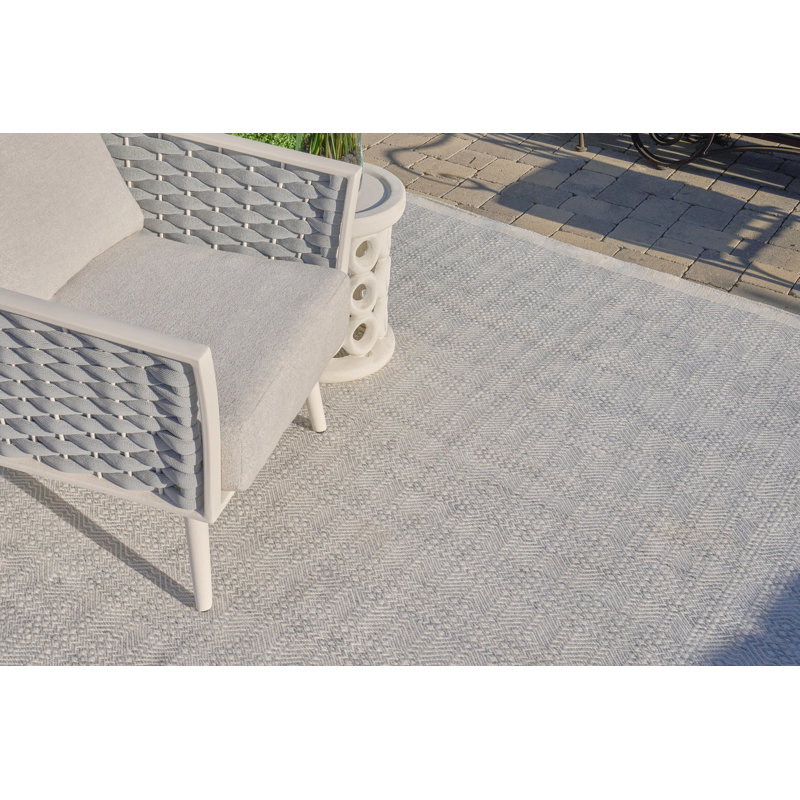 Echo Geometric Area Rug in Ivory, Rectangle 8' x 10'