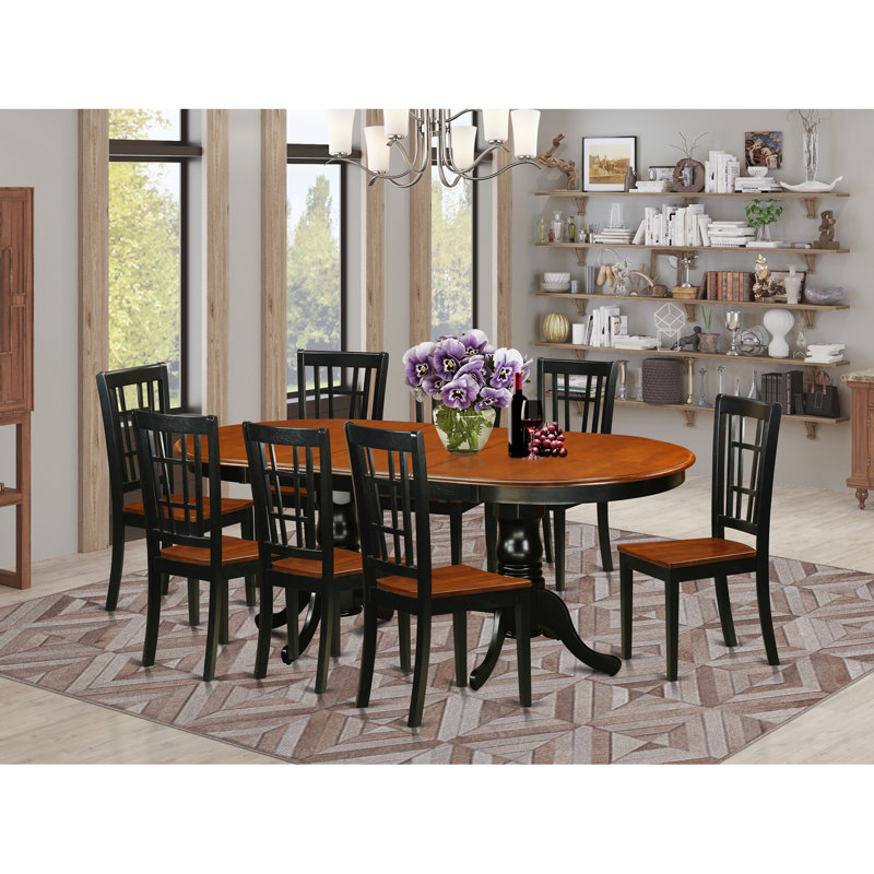 Ensemble de salle à manger en bois massif Pilcher, 9 pièces: 1 table, 8 chaises