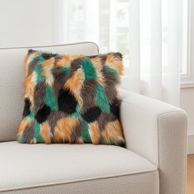 Coussin décoratif à imprimé animalier en fausse fourrure Fancy Feather