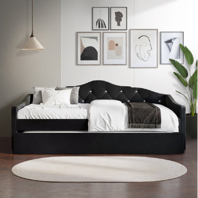 Caitronia Upholstered Daybed
