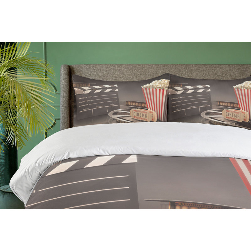 No Duvet Cover, California King Duvet Cover + 2 Standard Shams
