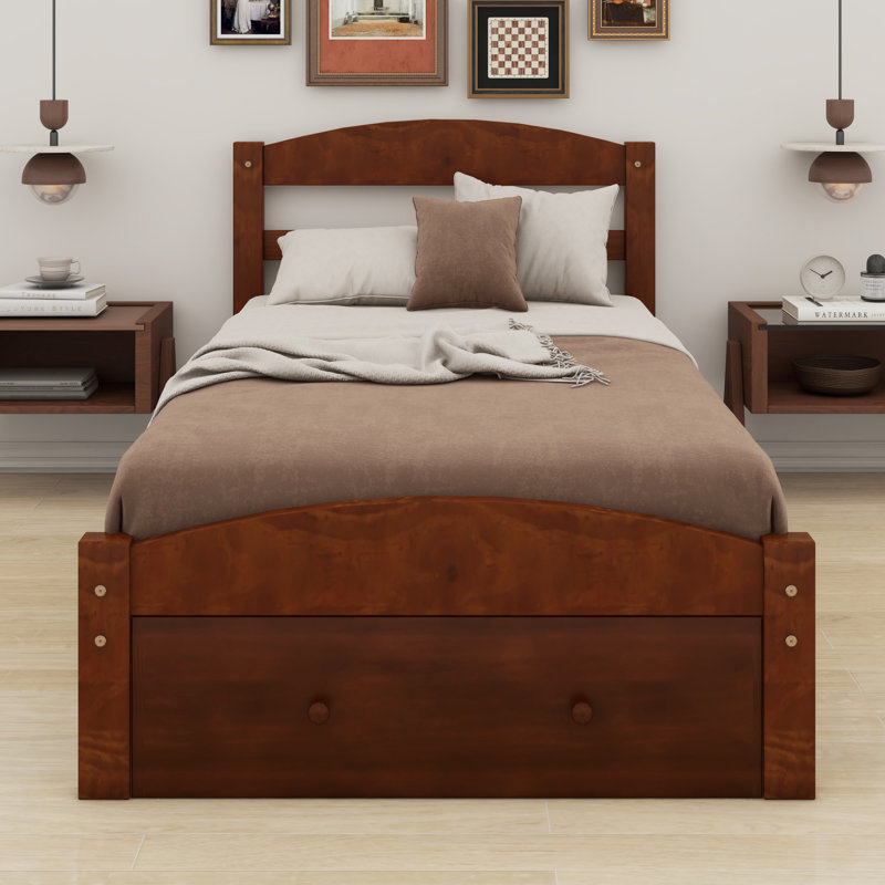 Lit plateforme simple avec rangement en bois massif Granita, Brun