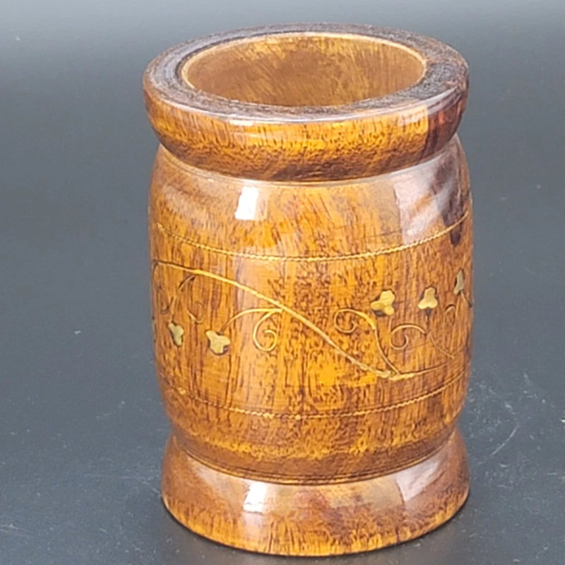 Pot à ustensiles fabriqué à la main