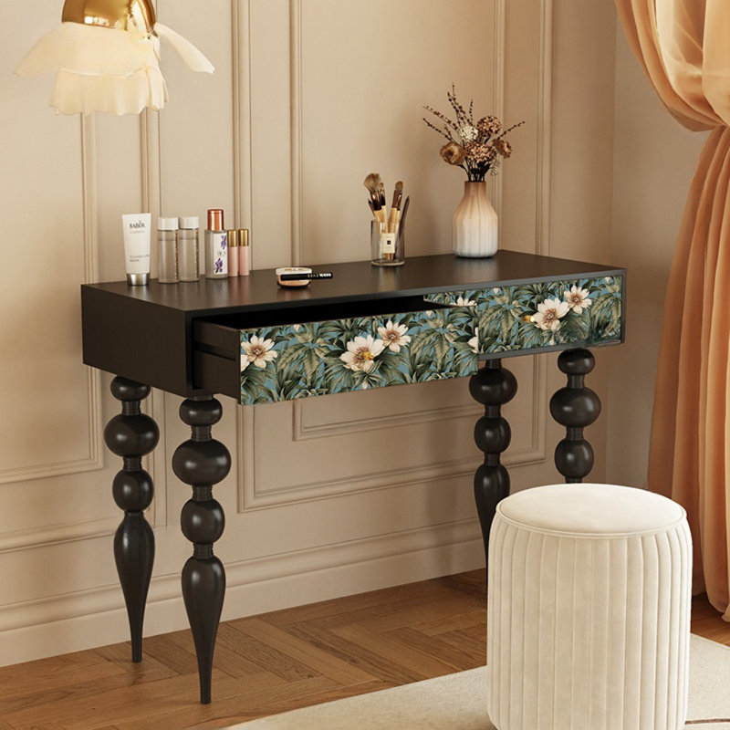 Coiffeuse, Noir, noir, noir, noir
