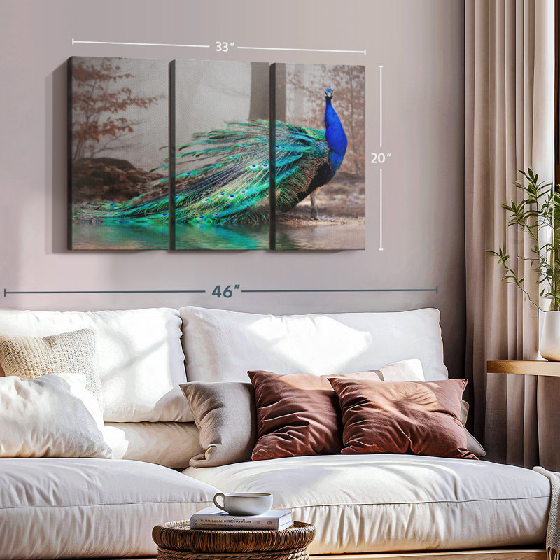 «Elegant Blue Peacock» sur toile, H 20 po x l 33 po x P 1,25 po