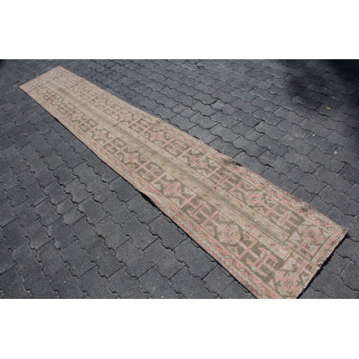 Vintage Turkish Patchwork Runner Rug in Pink Wool - Ideal for Hallways and Kitchens