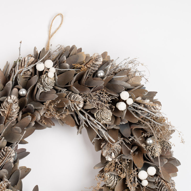 38cm Grey Wood Shave Wreath