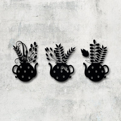 Handmade Traditional Plants & Flowers Wall Decor on Metal