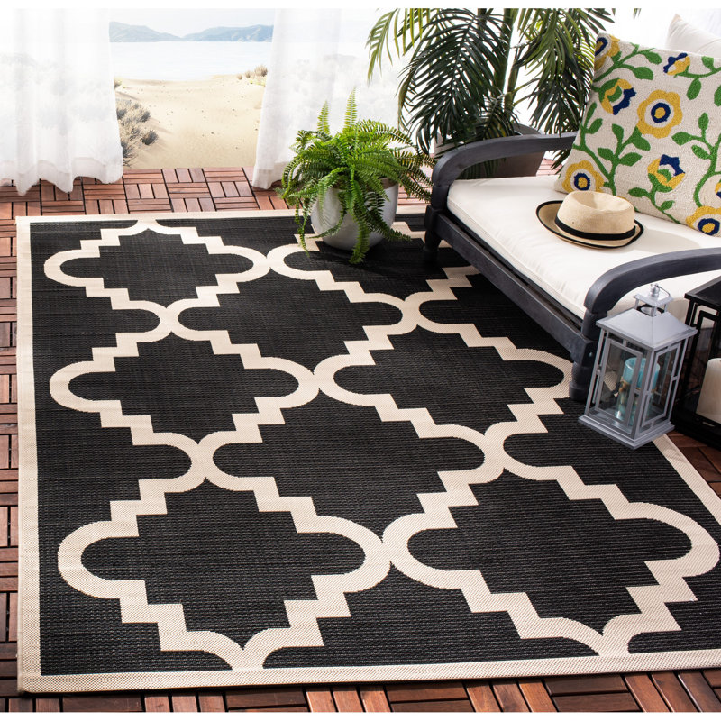 Herefordshire Performance Geometric Indoor/Outdoor Area Rug, Rectangle 4' x 5'7"