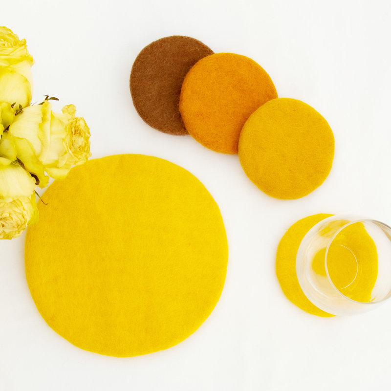 Napperon en feutre fait à la main: soleil, Jaune
