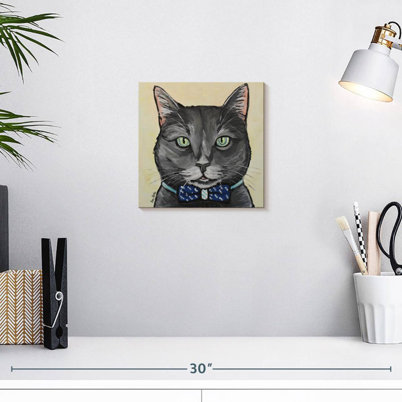 Brampt Cat Smokey Gray Tabby, 10" H x 10" W