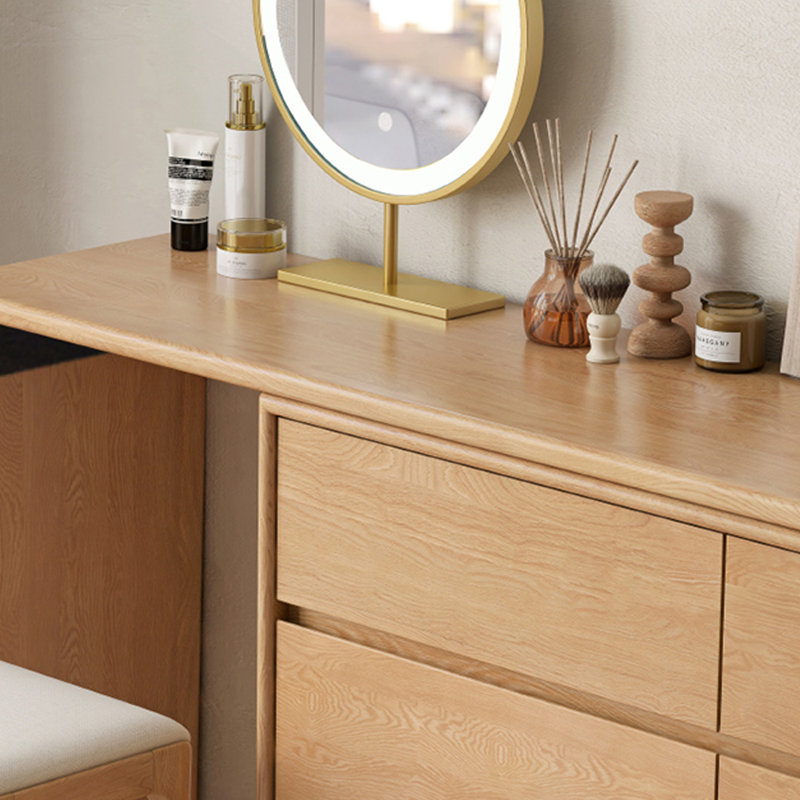 Nikhad Vanity