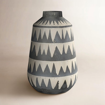 Nella Ceramic / Porcelain Table Vase