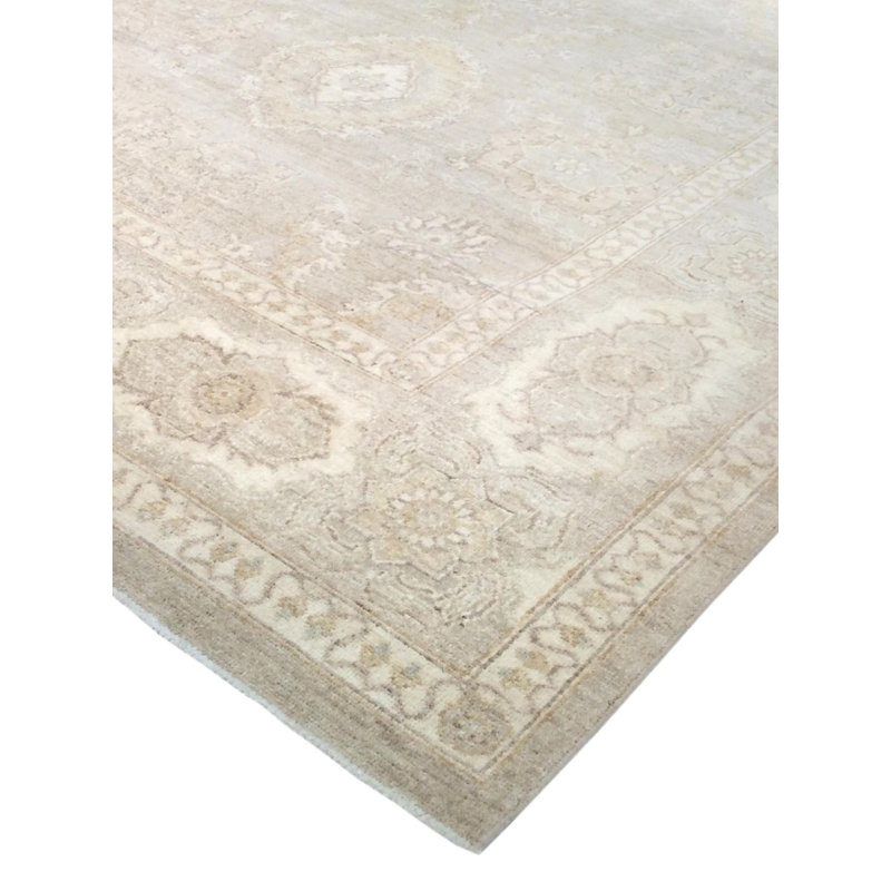 Bonview Oriental Area Rug in Silver